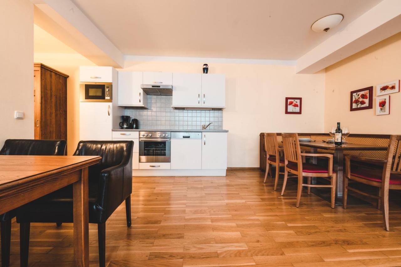 צל-אם-זי Appartements Cella Central מראה חיצוני תמונה