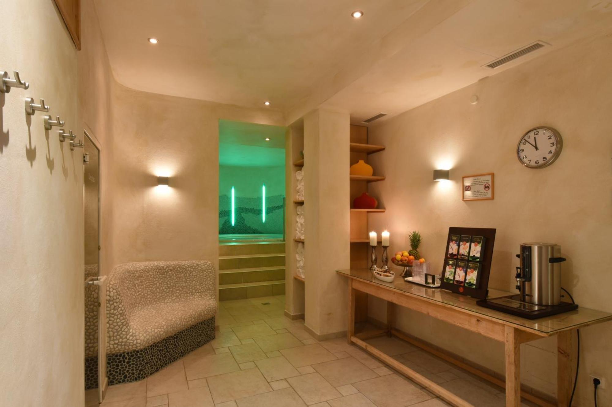 צל-אם-זי Appartements Cella Central מראה חיצוני תמונה